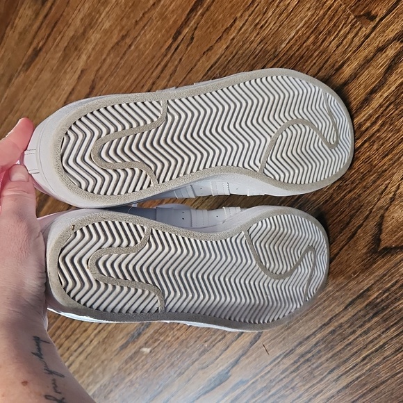 MINT CONDITION Adidas Original Superstar size 9 - Picture 7 of 7